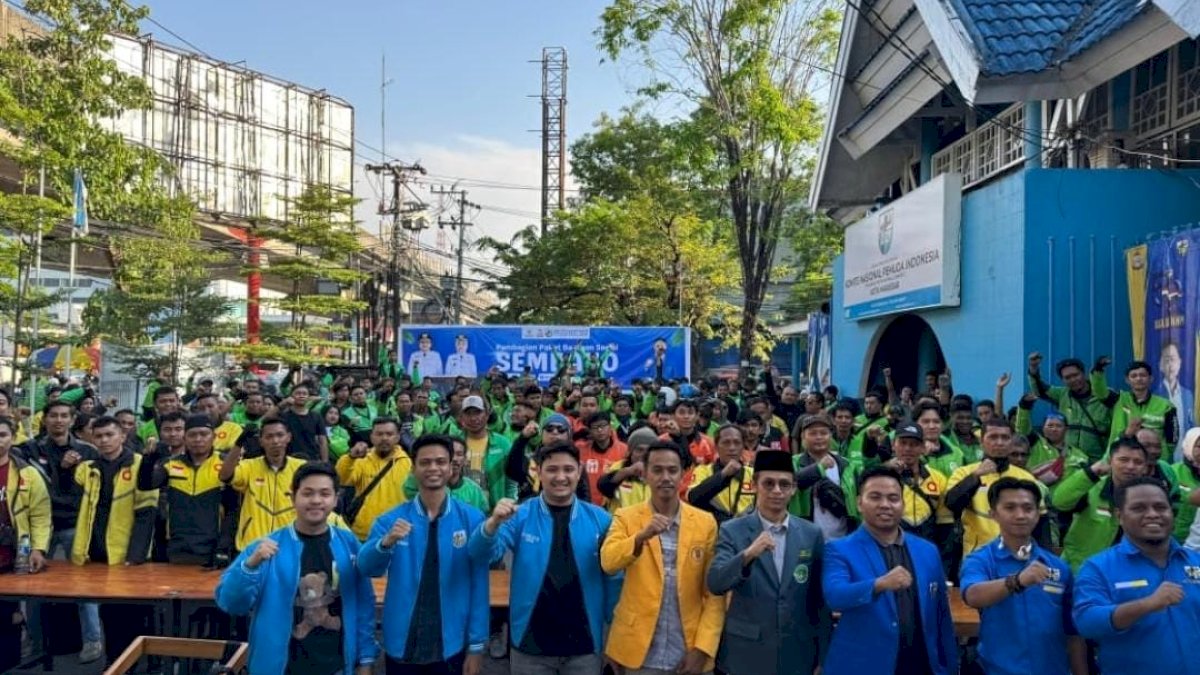 IPM, BAZNAS, dan OKP Sinergi Berbagi Sembako untuk Ojol di Makassar