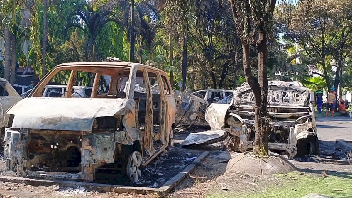 Polisi Siap Usut Tuntas Pembakaran Kantor DPRD Makassar