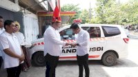 PSI Sulsel Serahkan Mobil Ambulans untuk Warga Gowa