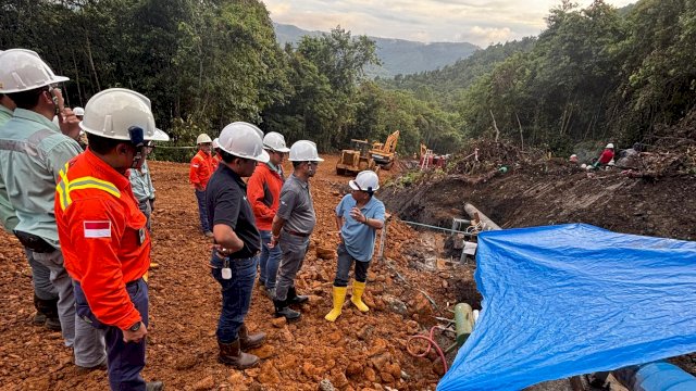 Pemulihan pipa bocor PT Vale di Kabupaten Luwu Timur. Foto: Istimewa.