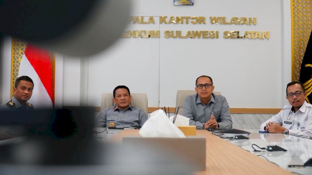 istimewa