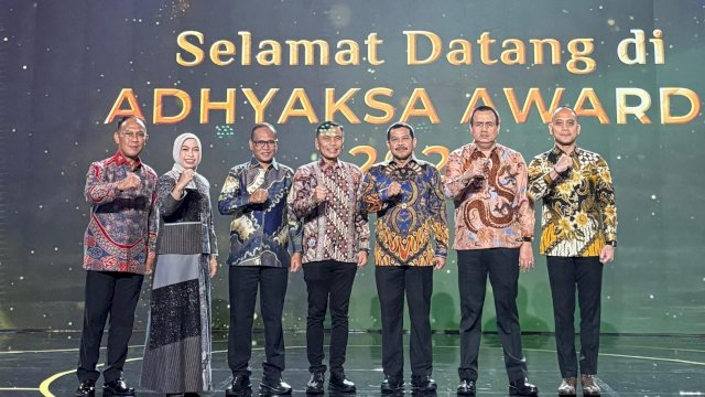 istimewa