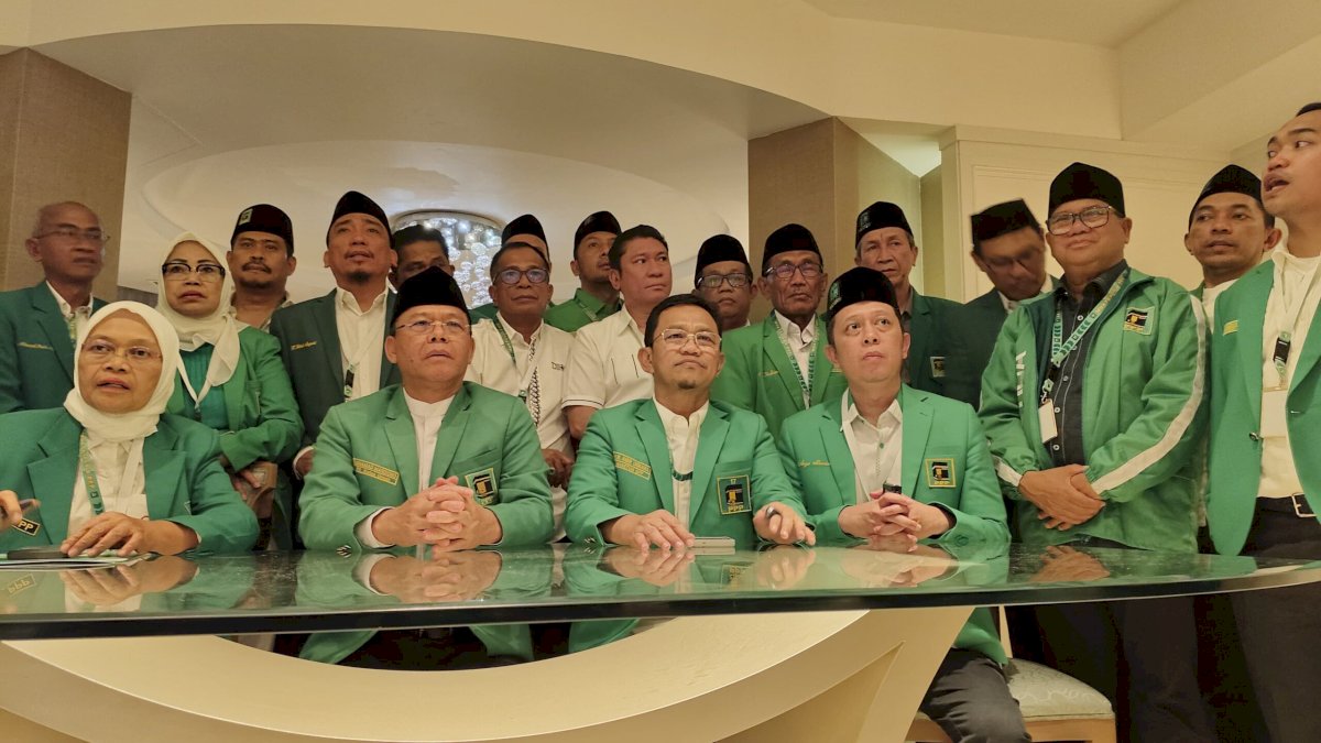 Bukan Agus Suparmanto, Menkum Supratman Sahkan Kepengurusan PPP Kubu Mardiono