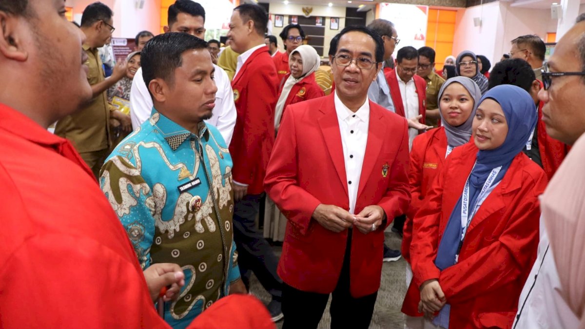 Wali Kota Tasming Hamid Apresiasi Expo PPMU Unhas 2025 di Parepare