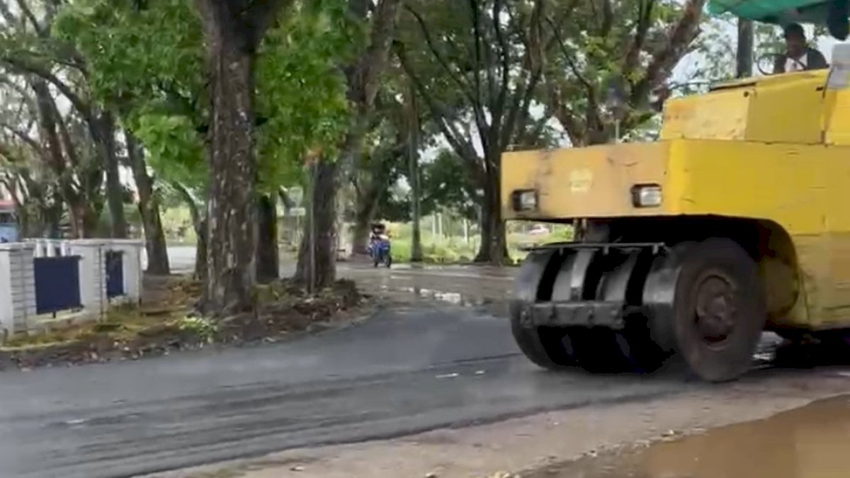 Ketua Panitia Road Race Tegaskan Pengaspalan Sirkuit Lumpue Parepare Hasil Swadaya