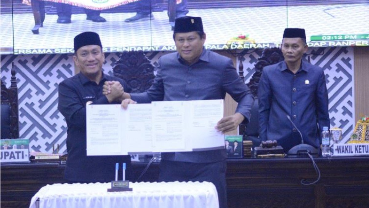 DPRD dan Pemkab Lutim Sepakati Ranperda APBD 2024, Banggar Tegaskan Evaluasi Kinerja OPD
