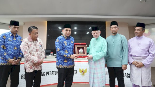 istimewa