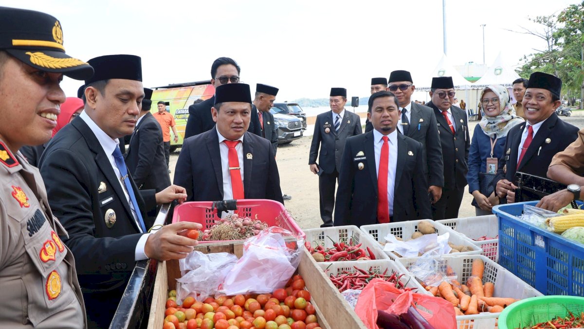 Peringati HUT Sulsel ke-356, Pemkot Parepare Gelar Gerakan Pangan Murah untuk Stabilitas Ekonomi