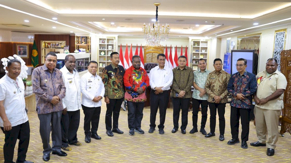 Pemkot Makassar Minta Dukungan Kemenhub untuk Perbaikan Dermaga dan Kapal Pulau Sangkarrang