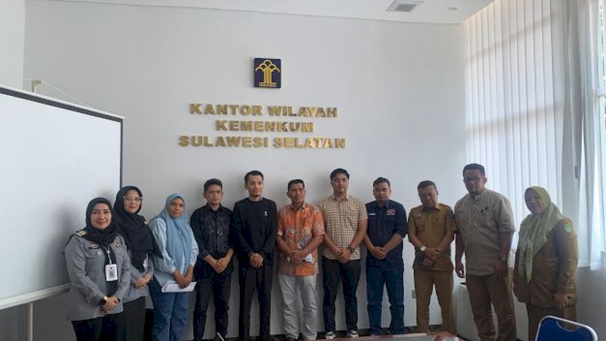 Rapat Harmonisasi Kanwil Kemenkum Sulsel Bahas Perlindungan dan Pemberdayaan Masyarakat Hukum Adat Maros
