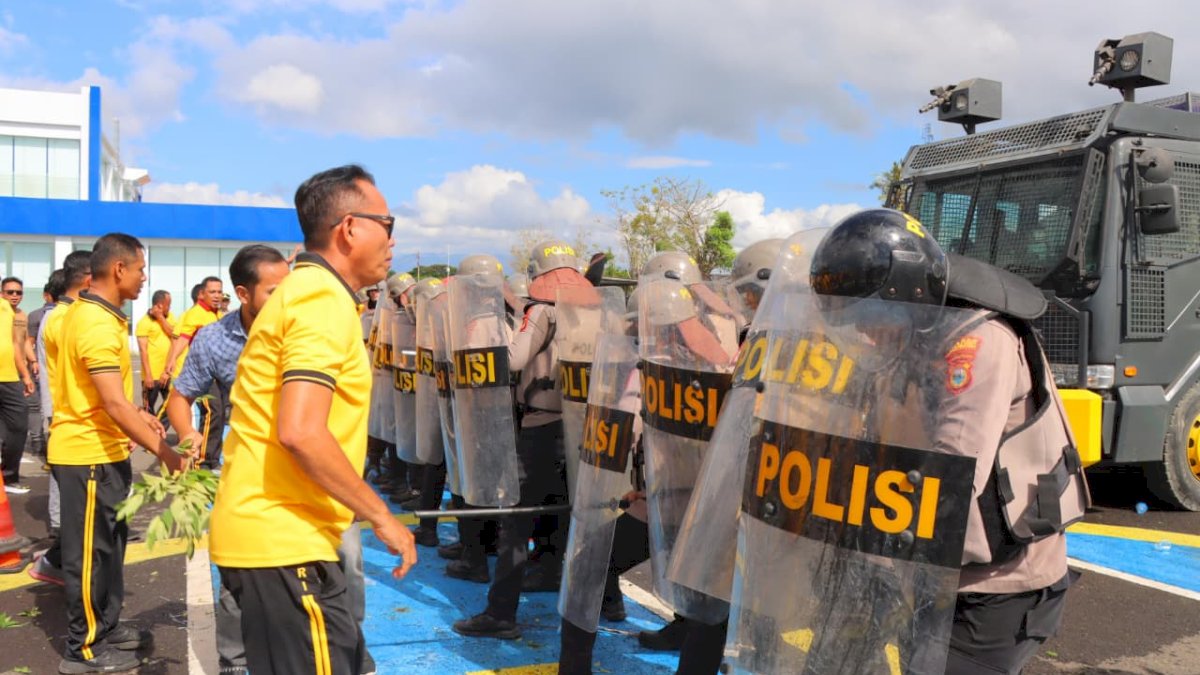 Asah Kembali Kemampuan, Polres Bulukumba Gelar Simulasi Penanganan Aksi Unras