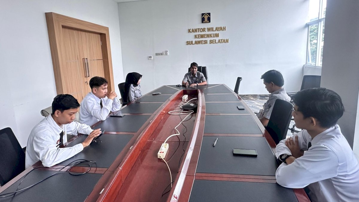 Kakanwil Kemenkum Sulsel Minta Tim Humas Perkuat Kinerja dan Publikasi Informasi Publik