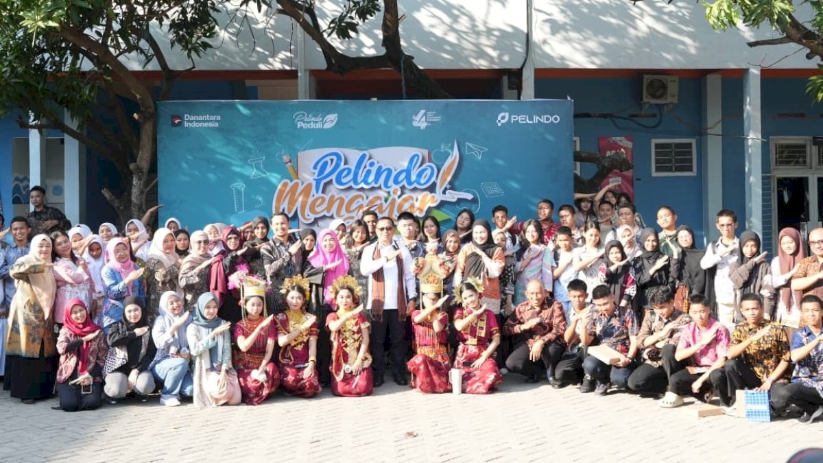 Pelindo Regional 4 Gelar Program Pelindo Mengajar di SMA Negeri 14 Makassar