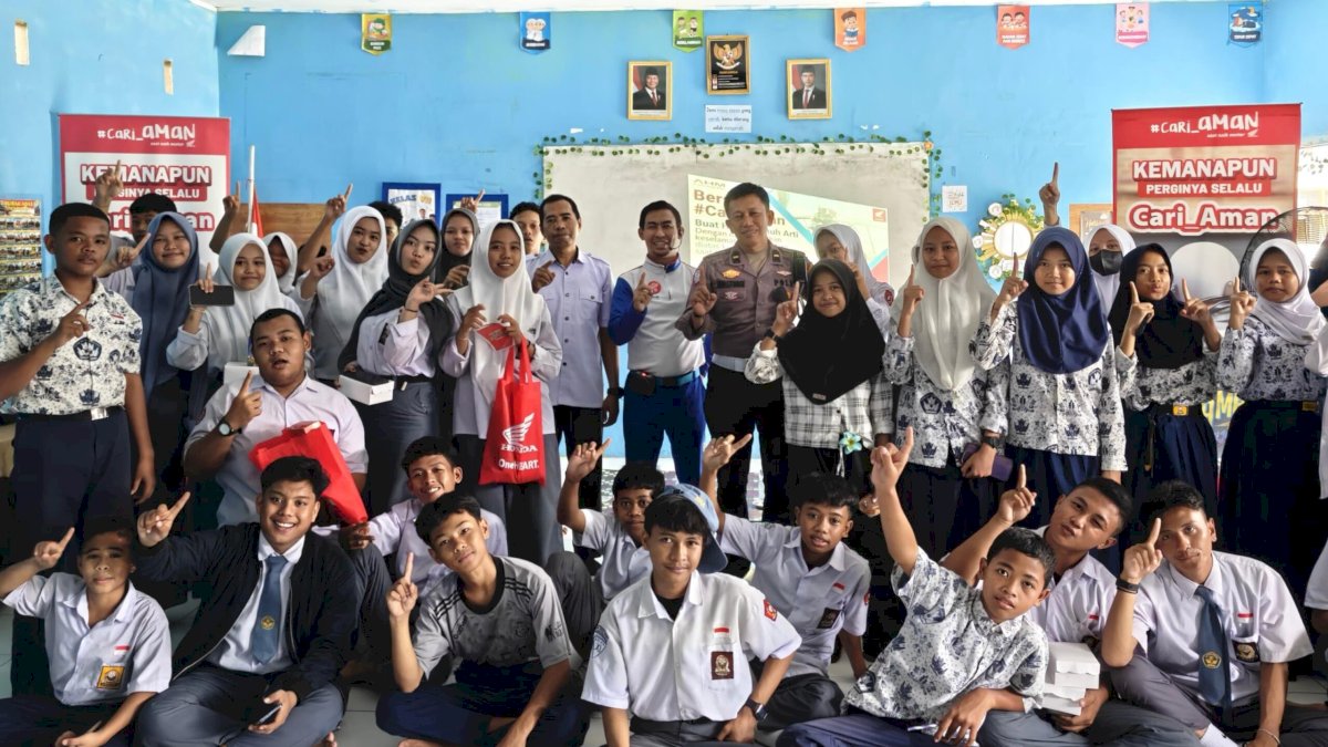 Asmo Sulsel Ajak Siswa SMA Batara Gowa Lebih Peduli Keselamatan Berkendara