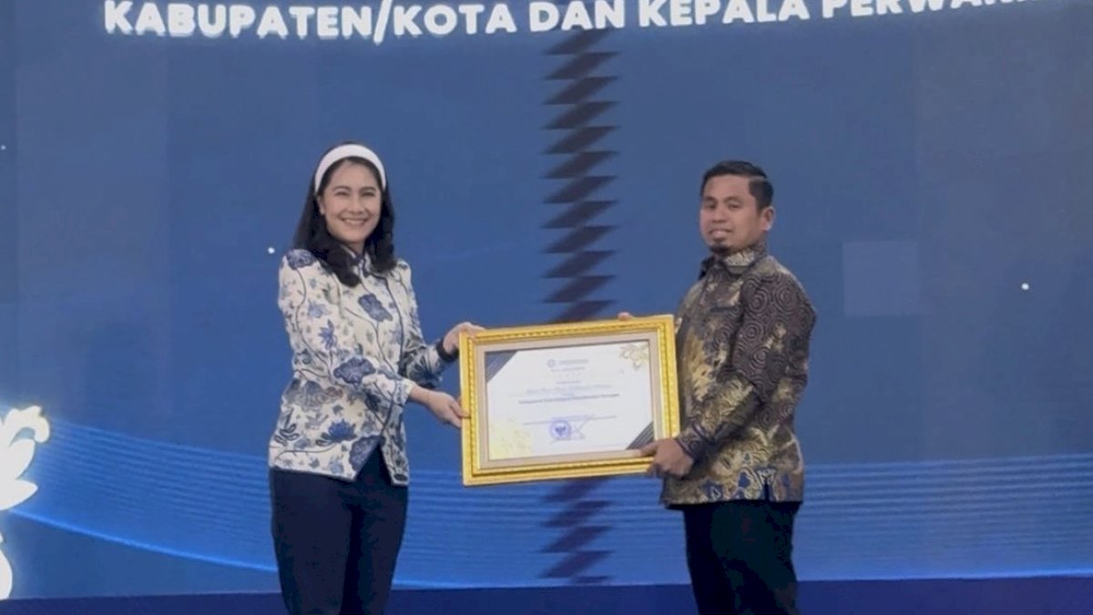 Parepare Raih Penghargaan Nasional Pemutakhiran Pendataan Keluarga 2025