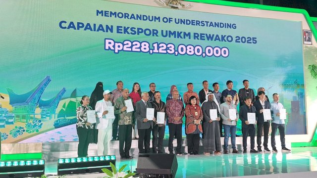18 UMKM di Sulsel yang berhasil komitmen ekspor senilai Rp228 miliar selama AMBF x SSIF 2025. Foto: Istimewa.