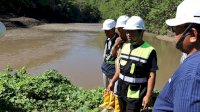 Wali Kota Tasming Hamid Tinjau Langsung Hari Terakhir Pengerukan Sungai di Lompoe