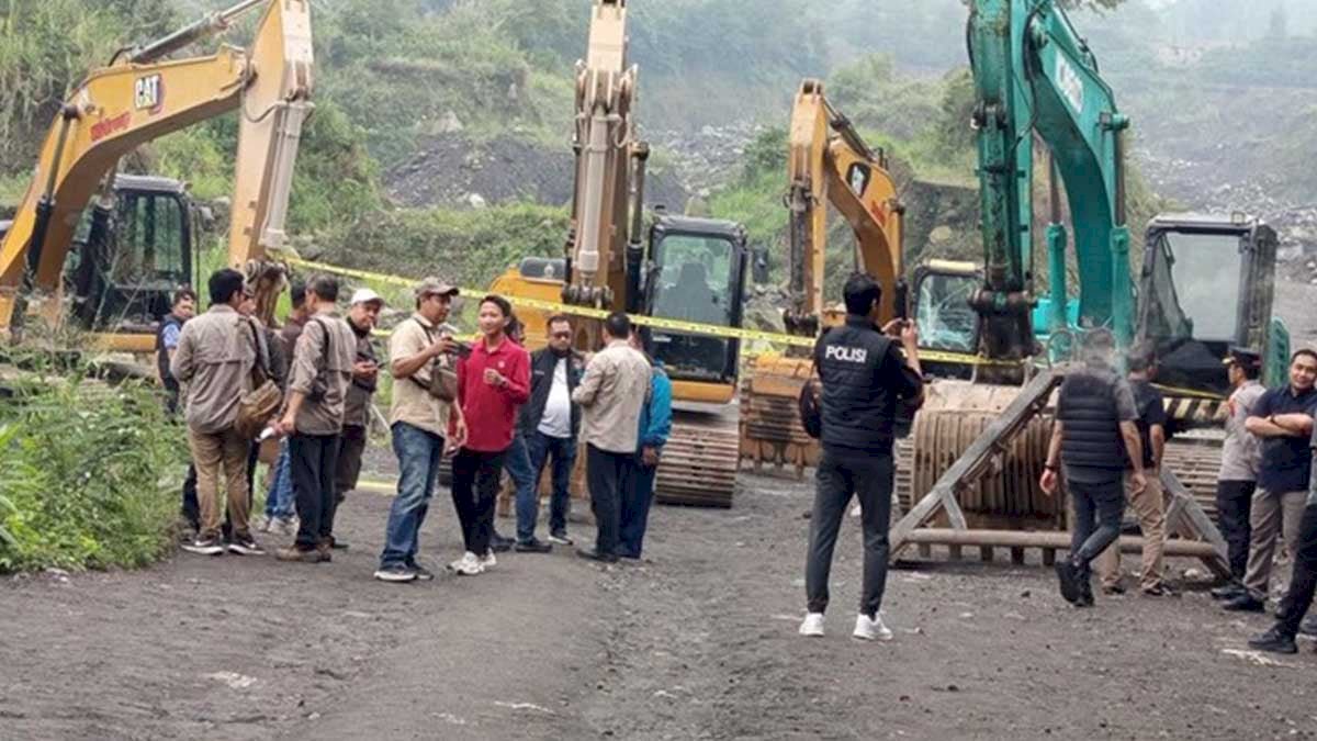 Bareskrim Polri Gerebek Tambang Ilegal di Lereng Gunung Merapi, Omzet Capai Rp 3 Triliun