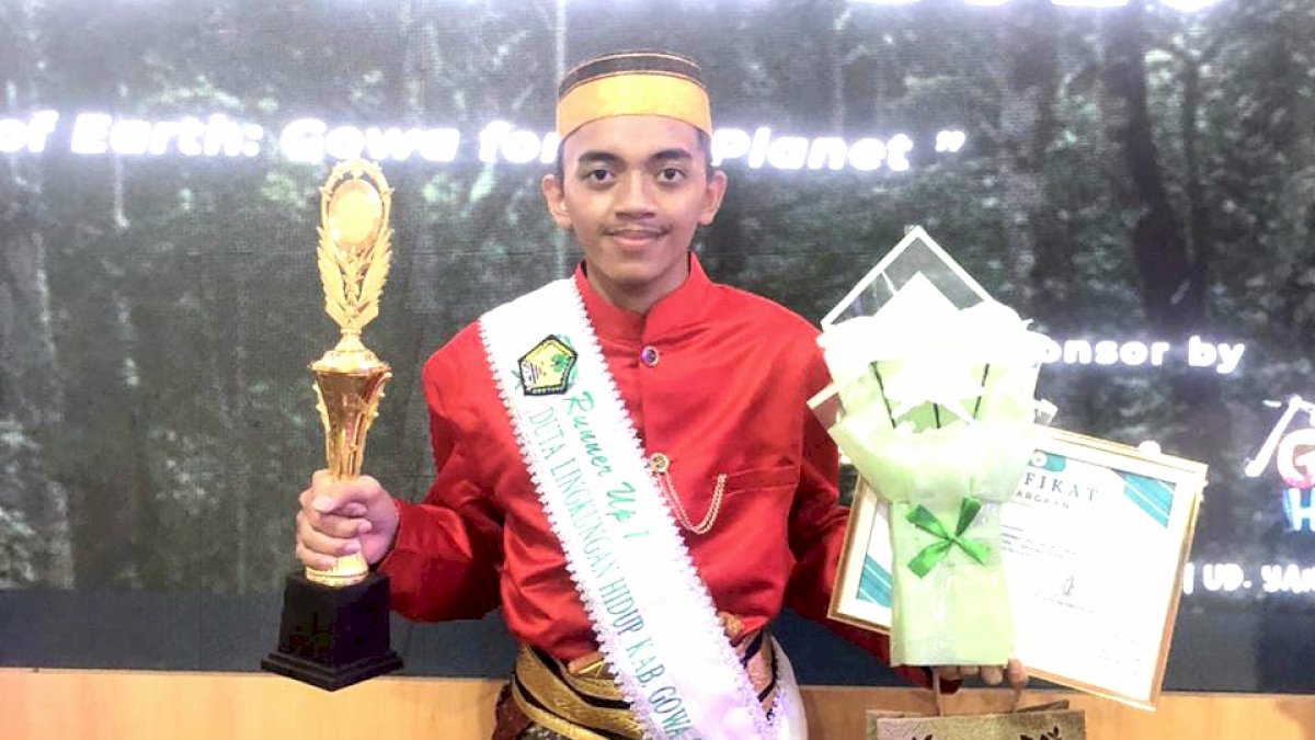 Wakili Kecamatan Pattallassang, Muqaddimal Mukrimin Juara 2 Duta Lingkungan Hidup Gowa 2025