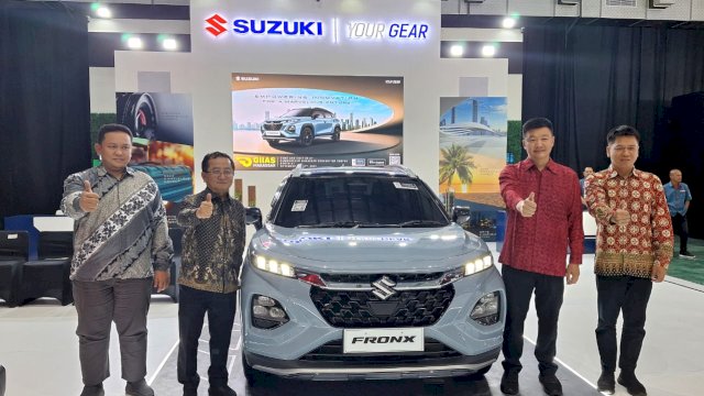 Suzuki Fronx yang dipamerkan di GIIAS Makassar 2025. foto: Sri Wahyu Diastuti / Sulselsatu.com.