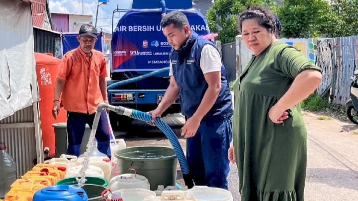 Bosowa Peduli Gandeng 3 Perusahaan Lanjutkan Program Air Bersih untuk Warga Makassar