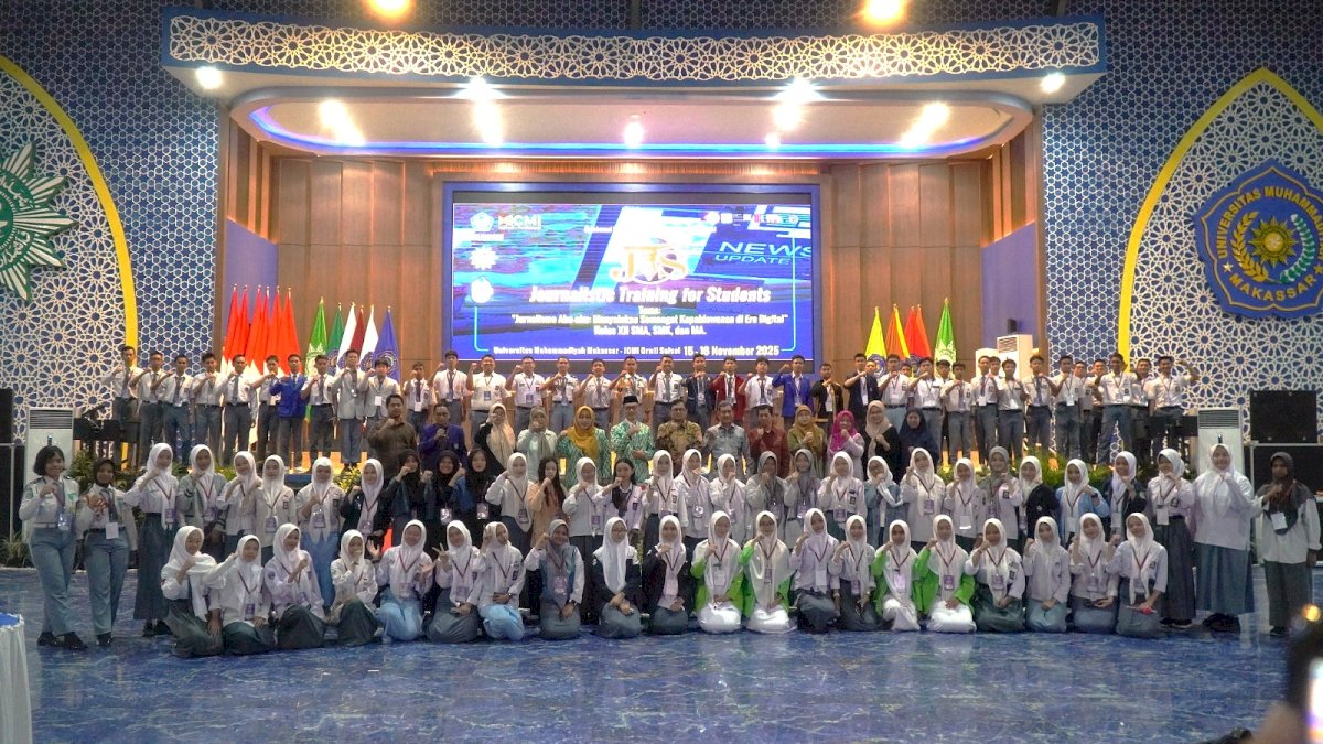 Unismuh Makassar-ICMI Sulsel Latih Siswa SMA Tingkatkan Literasi Media