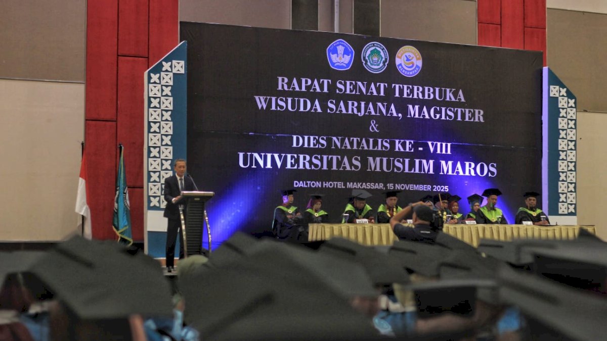 Gelar Wisuda dan Dies Natalis, UMMA Maros Kukuhkan 266 Sarjana Baru