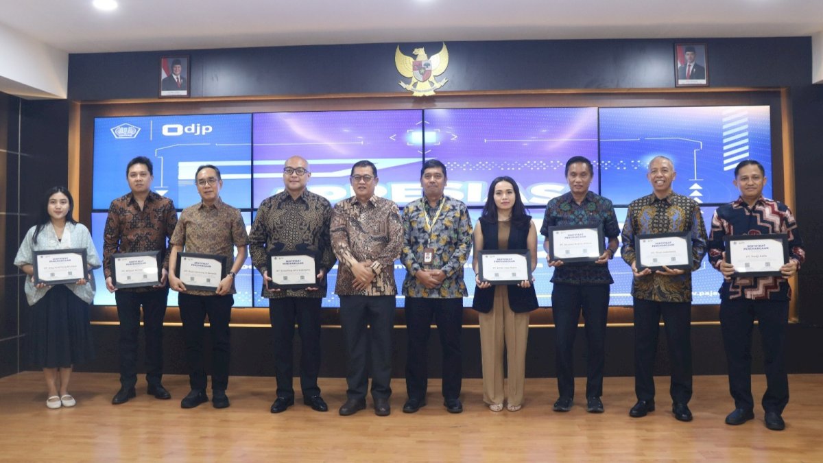 KALLA Kembali Raih Penghargaan Wajib Pajak Terbaik dan Terbesar di Sulselbartra