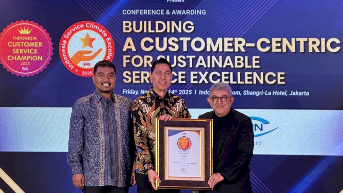Kalla Toyota Raih Predikat Excellent di Ajang Indonesia Customer Service Quality Award 2025
