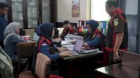 Kejati Sulsel Geledah Kantor BKAD Terkait Dugaan Korupsi Bibit Nanas Rp60 Miliar