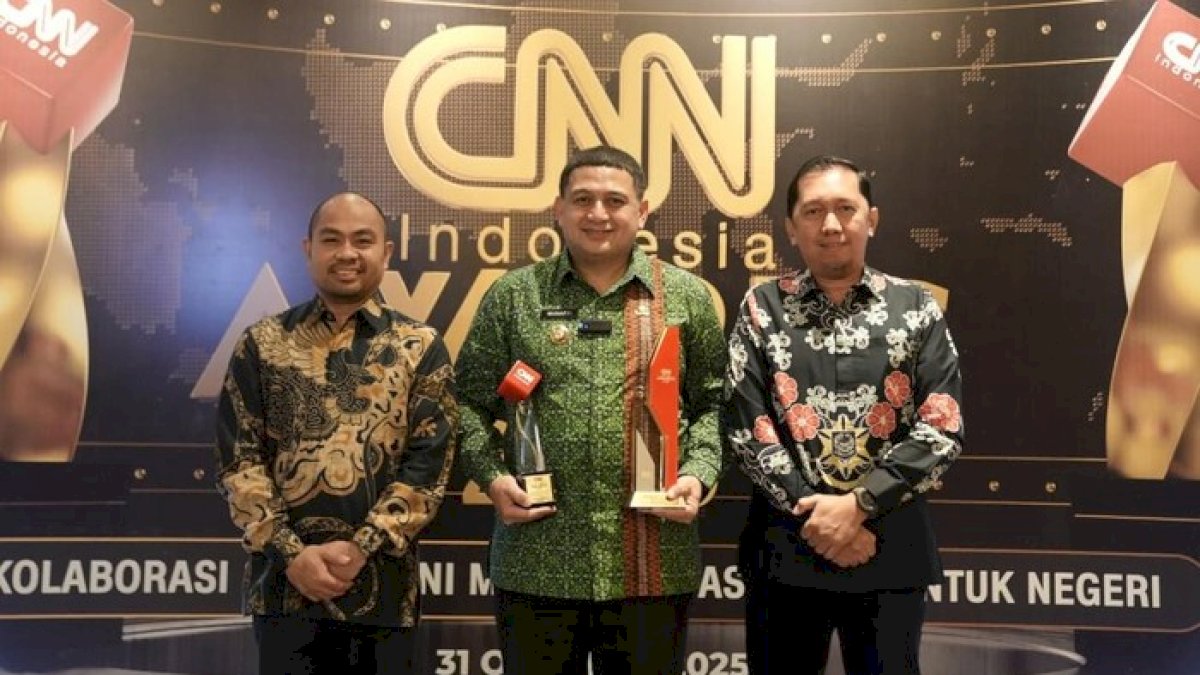 Kota Makassar Raih Dua Penghargaan di CNN Indonesia Award 2025