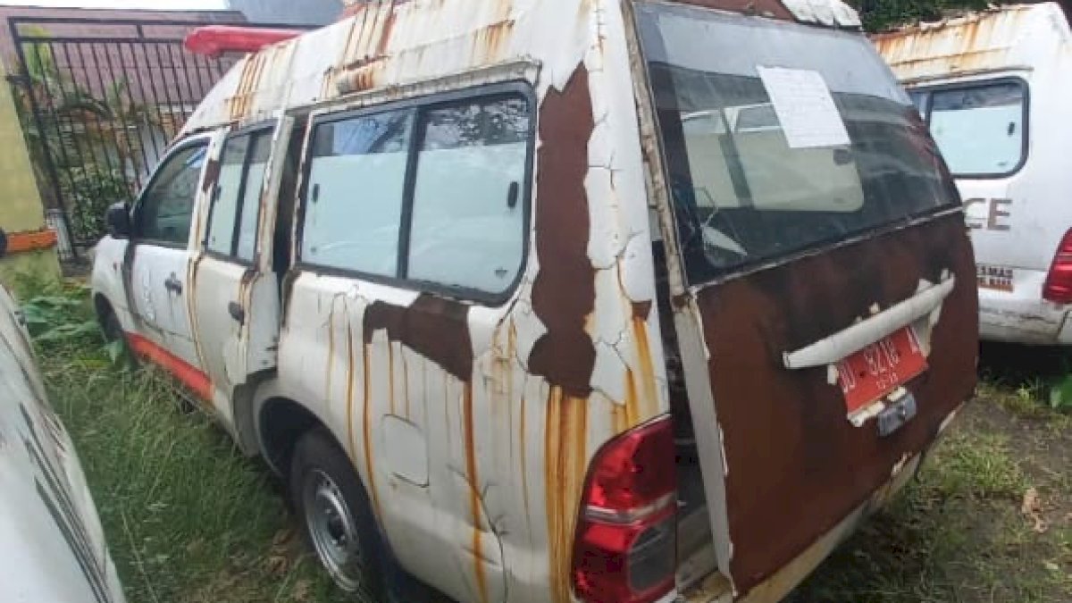Pemkot Makassar Lelang 38 Kendaraan Dinas, Termasuk Unit Rusak Berat dan Scrap