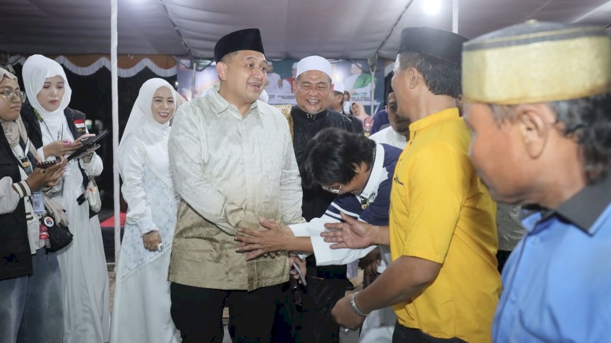 Munafri Hadiri Maulid Akbar di Majelis Darut Taubah, Ajak Jamaah Perkuat Ukhuwah dan Toleransi