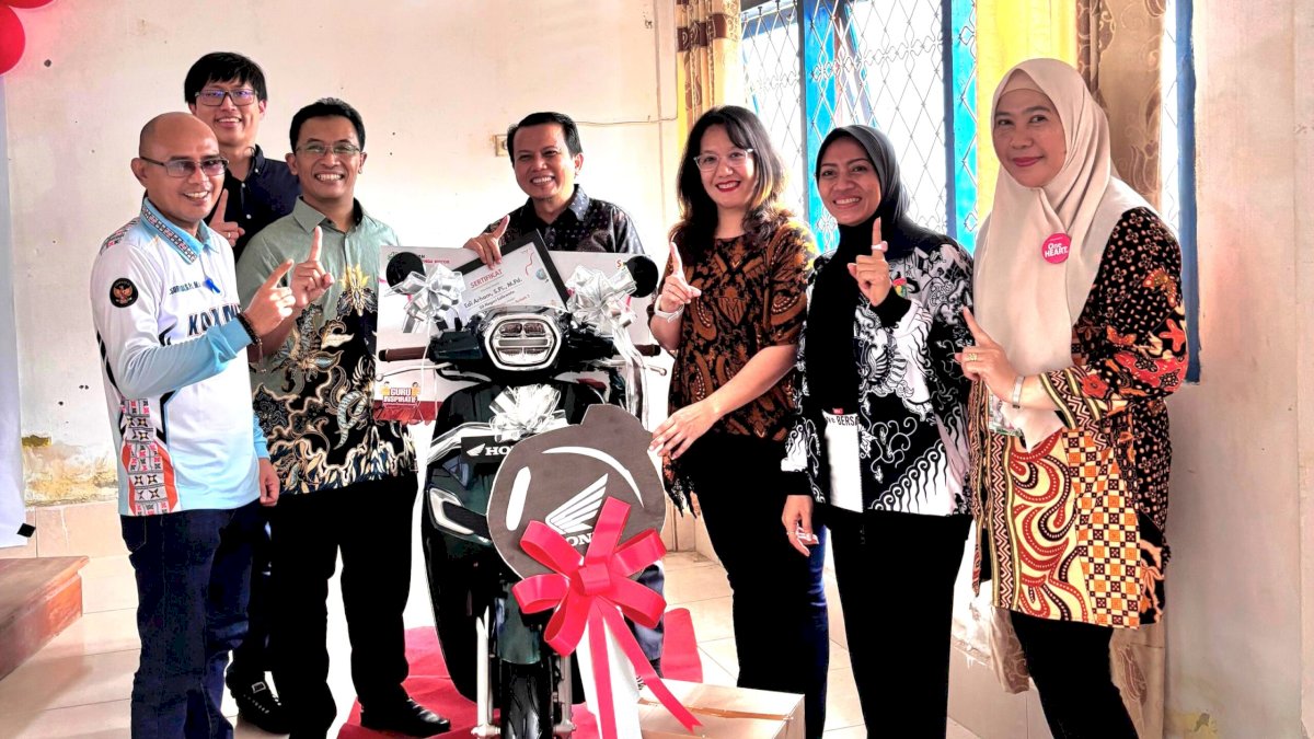Asmo Sulsel dan Yayasan Astra Honda Motor Apresiasi Guru Inspiratif Nasional Asal Konawe