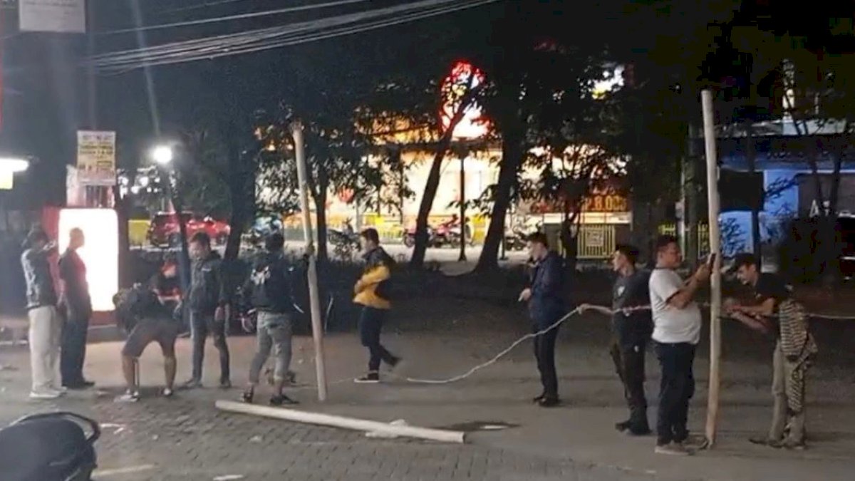 Pagar Bambu Tutup Akses Alfa Midi, Pemilik Lahan Lapor Polrestabes Makassar