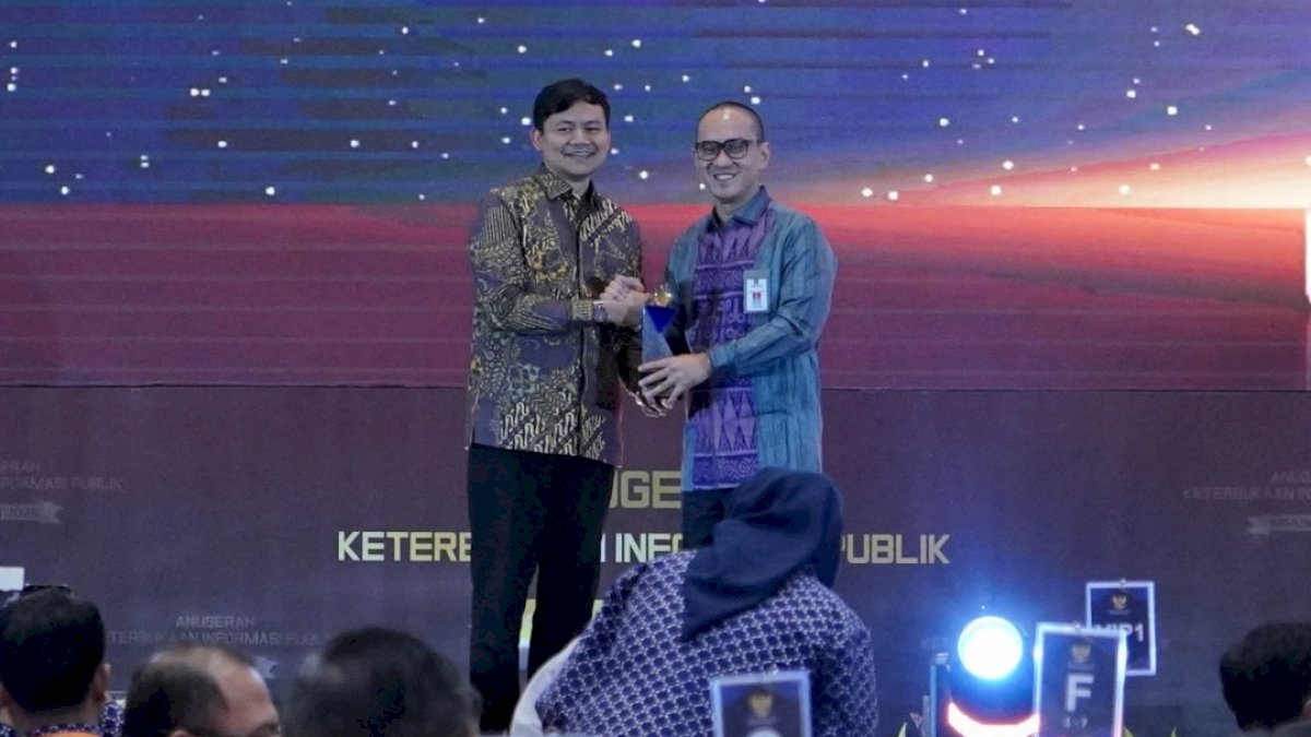 Kemenkum Raih Penghargaan Badan Publik Informatif, Kakanwil: Apresiasi Terhadap Kinerja Komunikasi Publik