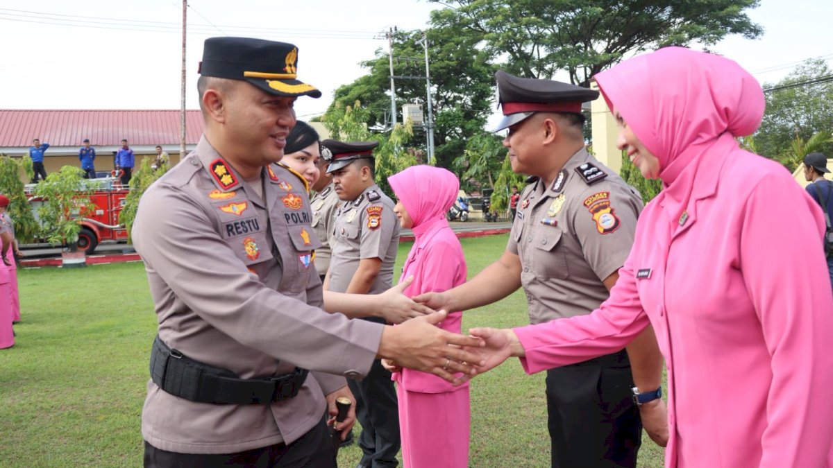 Pimpin Kenaikan Pangkat 54 Personel, Kapolres AKBP Restu Wijayanto : Tahun Baru, Pangkat dan Semangat Baru