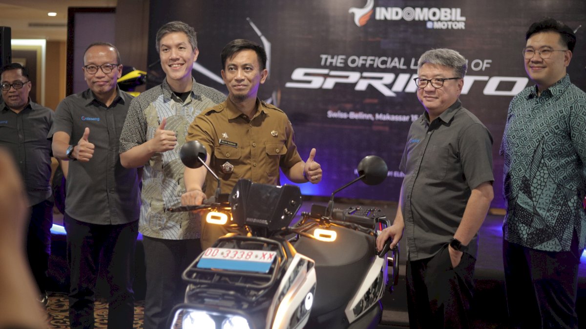 Lebih Efisien, DLH Makassar Adakan 38 Motor Listrik Jadi Kendaraan Dinas