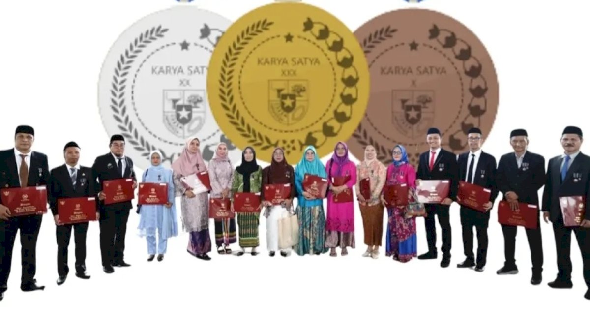 21 ASN Kecamatan Tallo Terima Anugerah Satyalancana Karya Satya