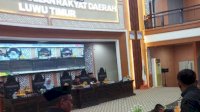 Wakil Ketua DPRD Luwu Timur Tutup Paripurna Pembahasan Lima Ranperda 2026