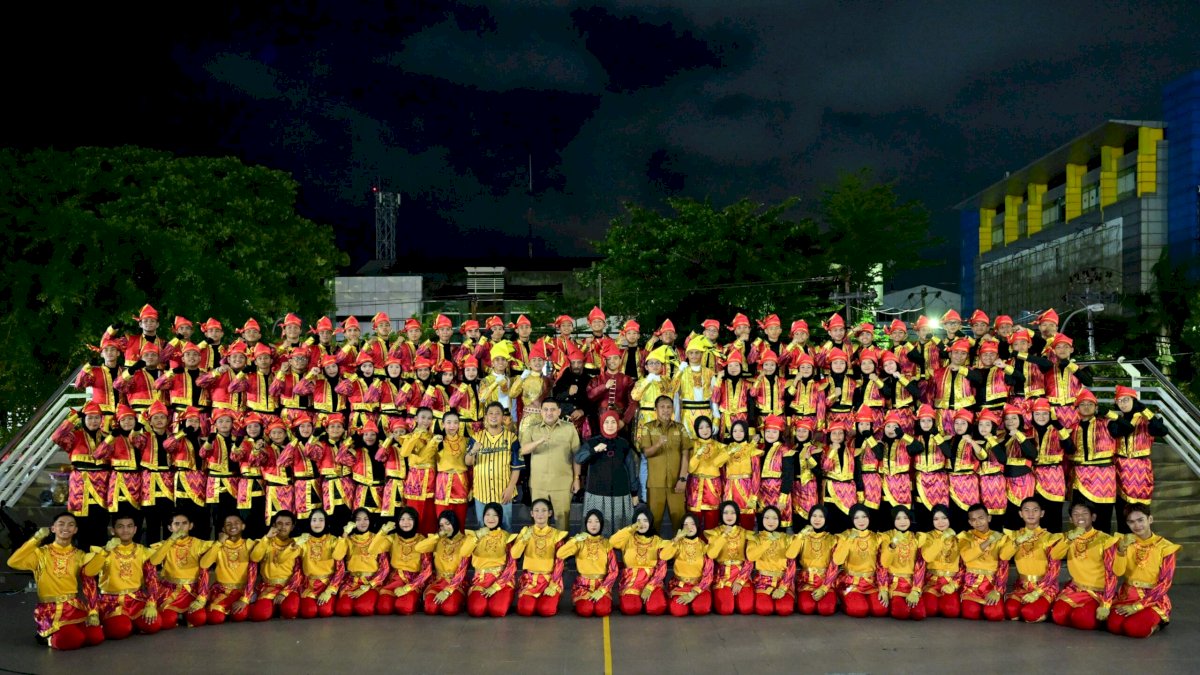 Munafri-Aliyah Lepas Keberangkatan Drum Corps Makassar ke Kompetisi Internasional