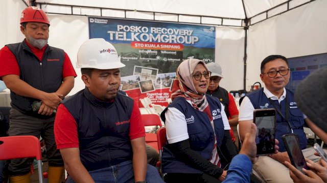Manajemen TelkomGroup saat meninjau Hunantara. Foto: Istimewa.