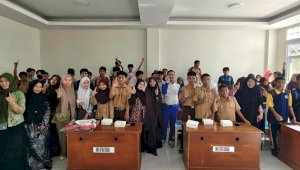 Asmo Sulsel Tanamkan Kesadaran Safety Riding di SMK Satria Kendari