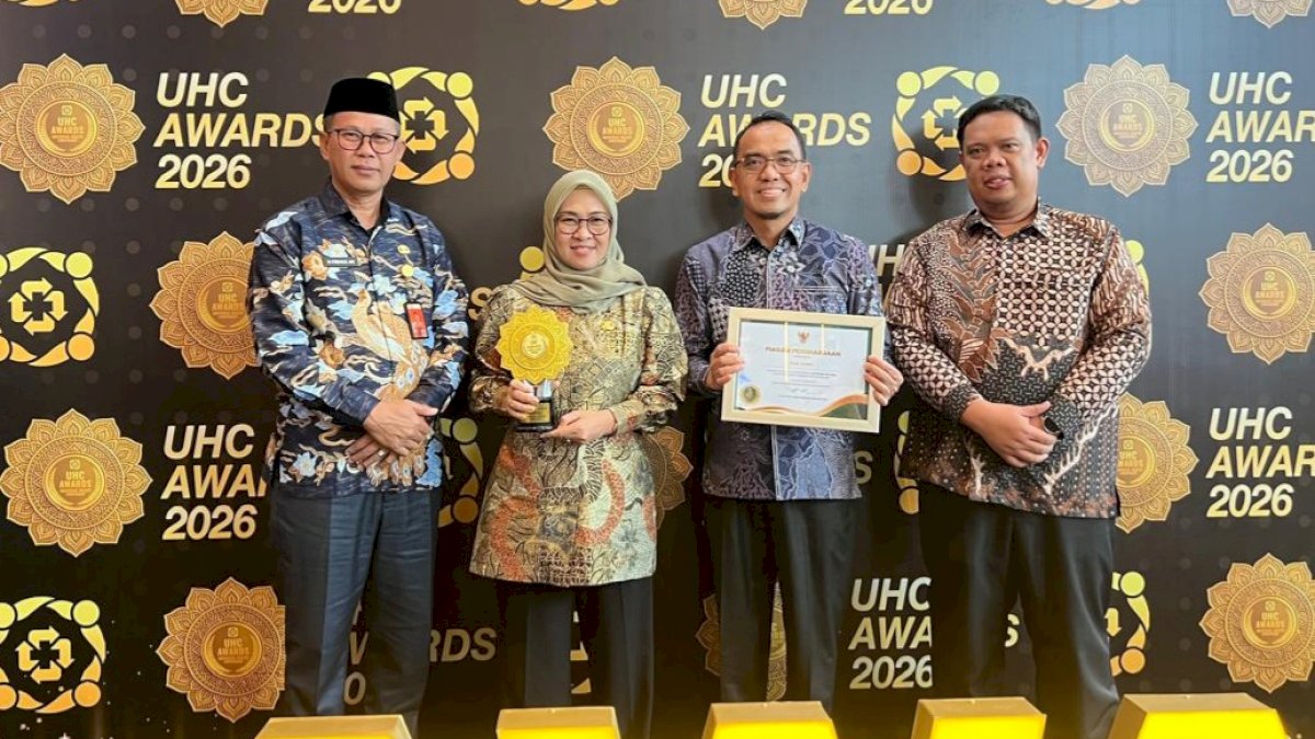 Komitmen Jamin Kesehatan Masyarakat, Gowa Raih UHC Award Kategori Pratama 2026