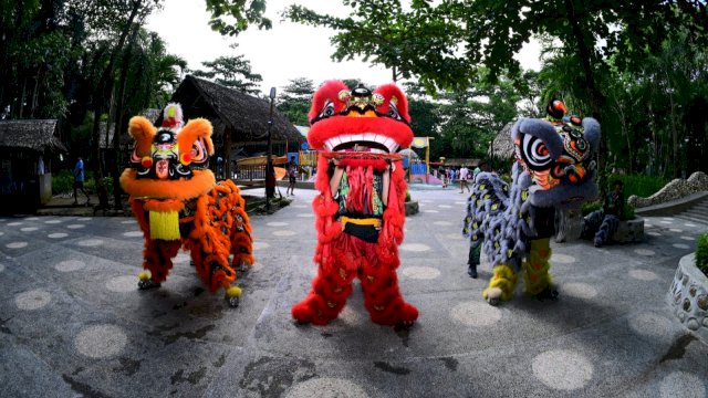 Parade Barongsai di Bugis Waterpark Adventure. Foto: Istimewa.