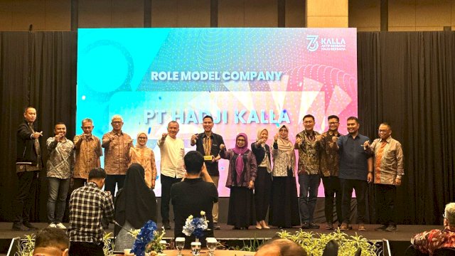 Kalla Toyota Dinobatkan Jadi Role Model Company di KALLA AWARD 2025. Foto: Istimewa.
