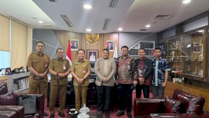 Wali Kota Makassar Bahas Penguatan APBD dan Regulasi BUMD Bersama Dirjen Keuda Kemendagri