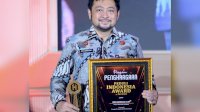 Kepala Bapenda Makassar Raih Anugerah Kepala SKPD Terinovatif