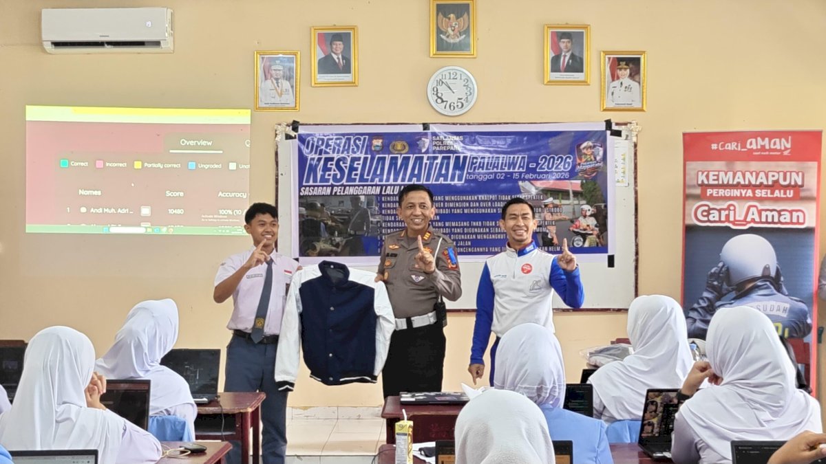 Asmo Sulsel Bersama Polres Parepare Edukasi Safety Riding untuk Pelajar SMAN 5 Parepare