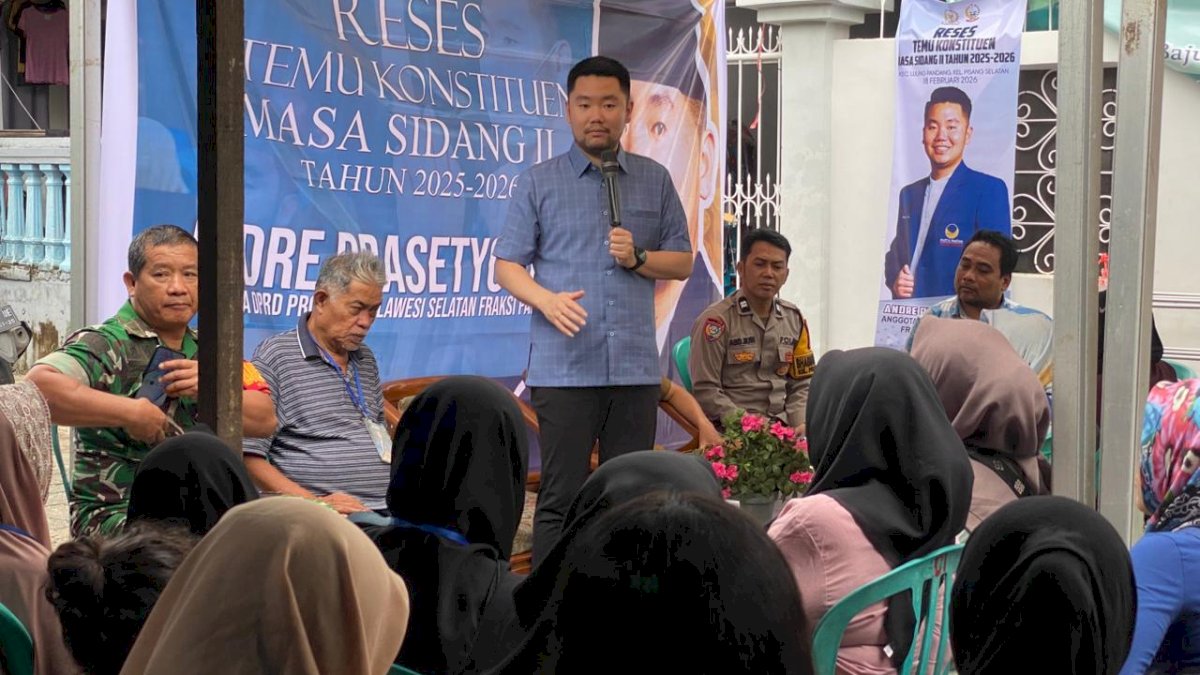 Reses di Pisang Selatan, Andre Tanta Tampung Keluhan Bansos dan Drainase